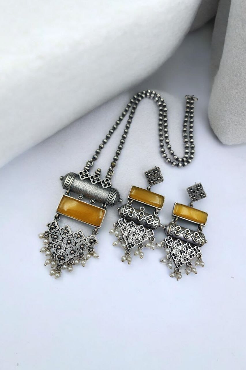 Antique Touch Silver Look Monalisa Stone Chain Necklace Set