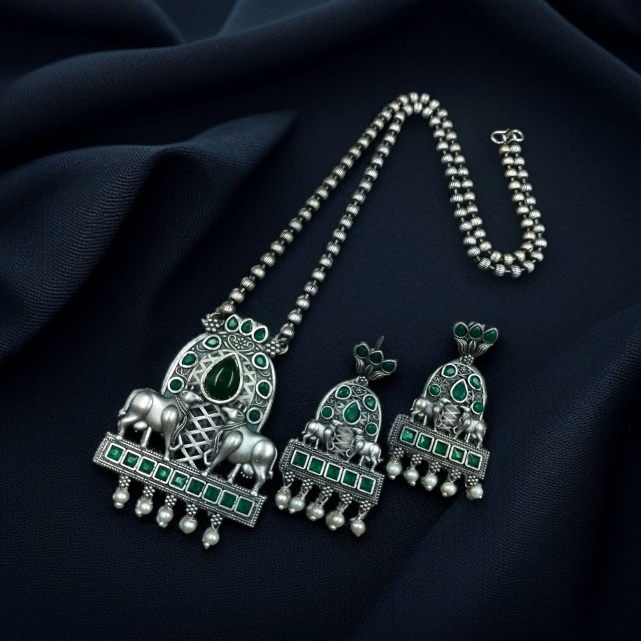 Silver Oxidised Nandi Pendant Necklace with Stone & Amazing Pearl work