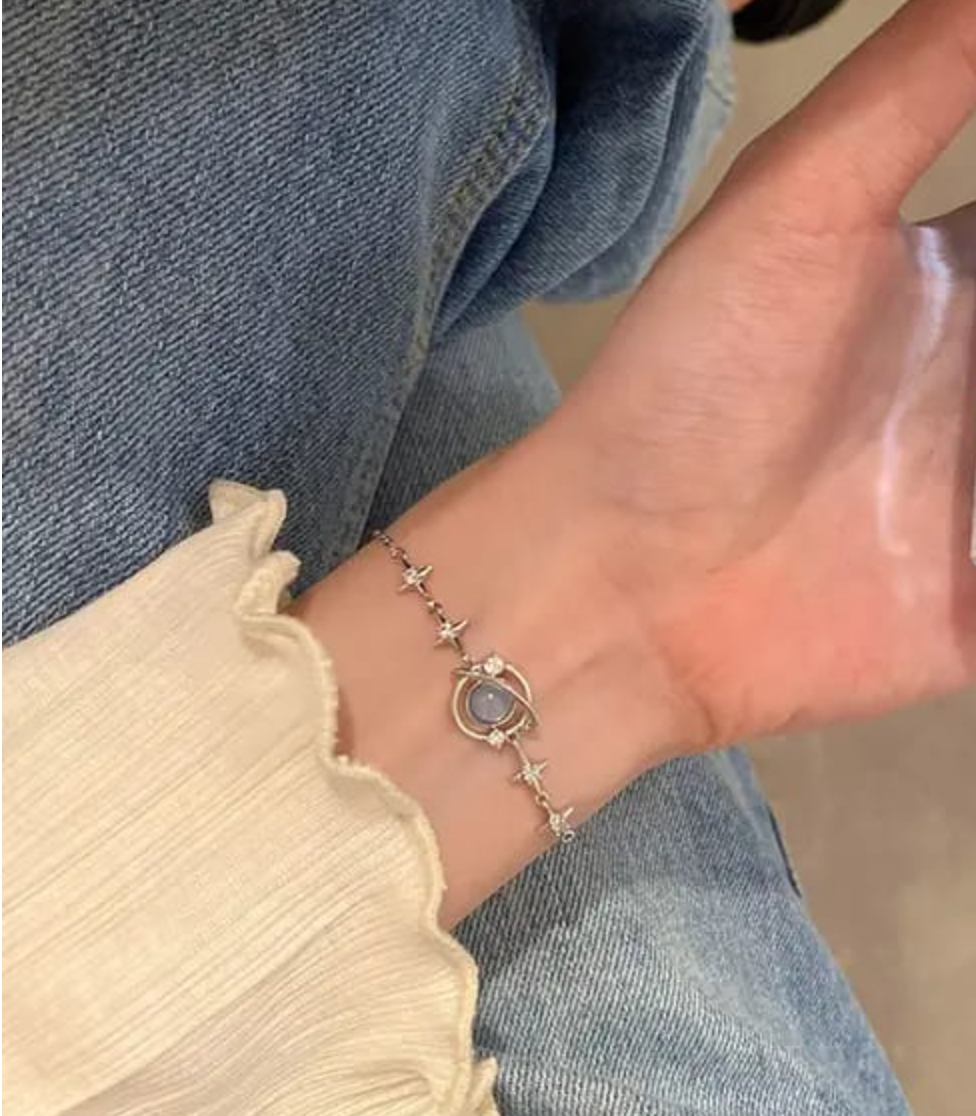 Adjustable Star Shaped Blue Stone Stylish Bracelet