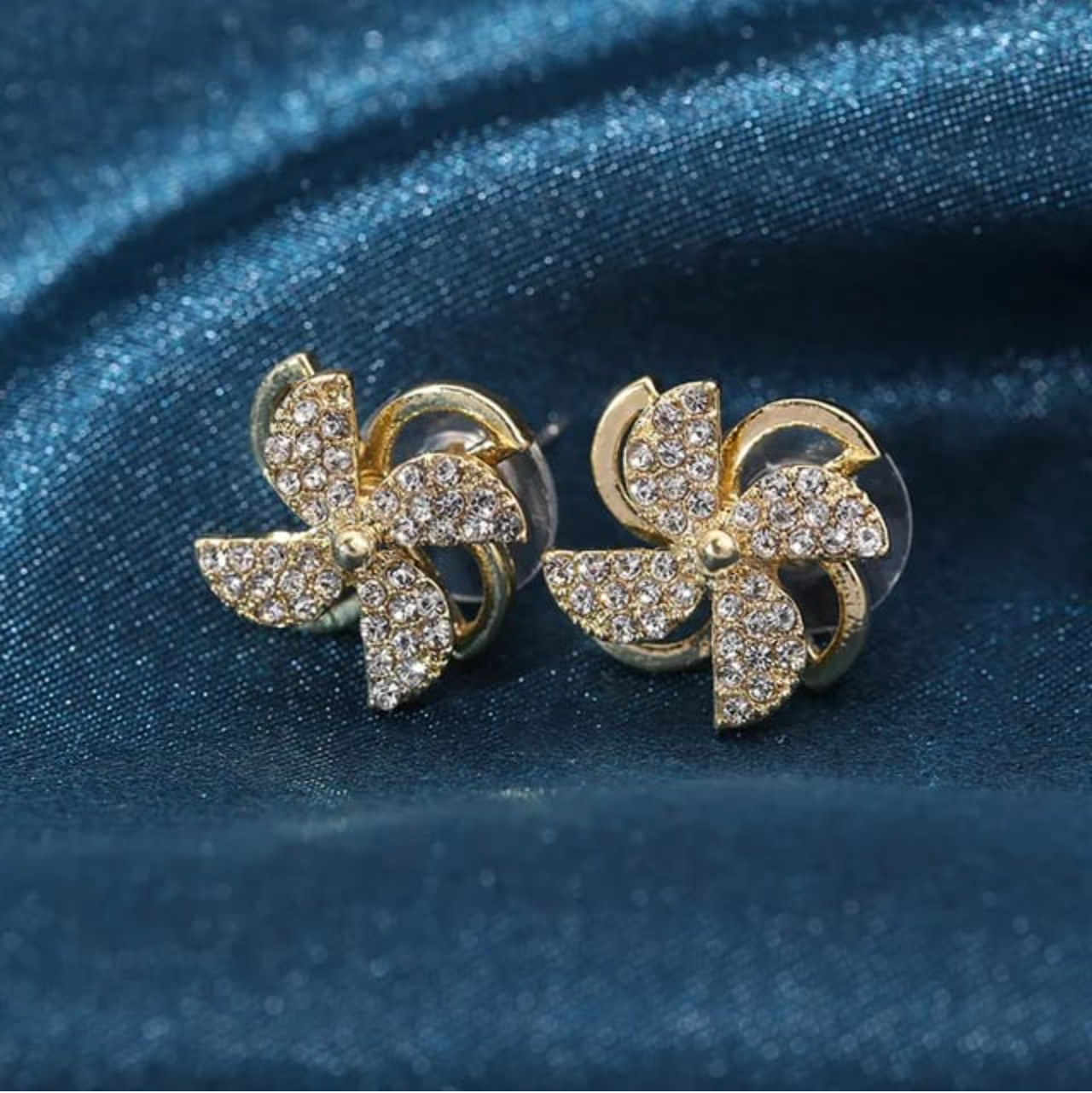 Spinner Clover Flower Shaped Gold Plated Stud Earrings