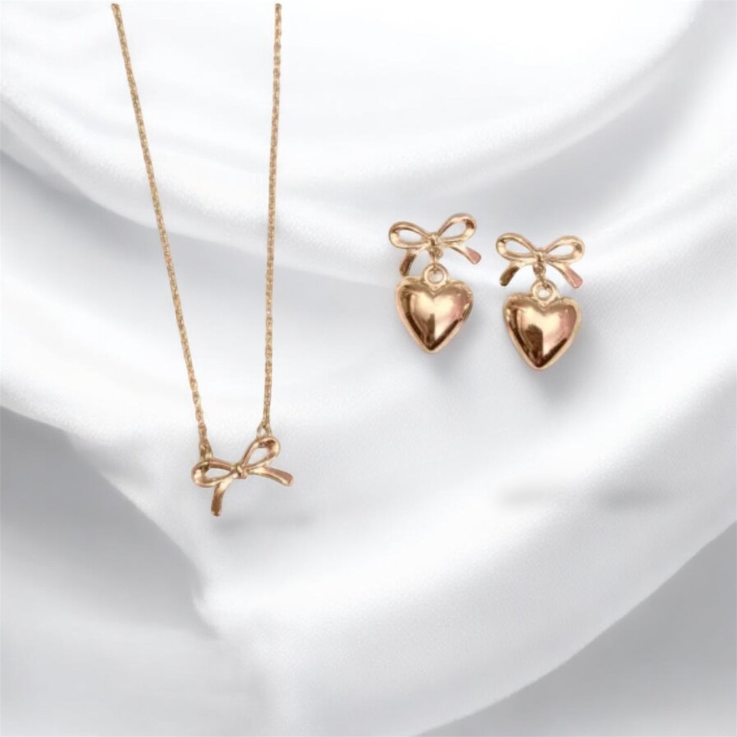 Elegant Bow Heart Pendant Set
