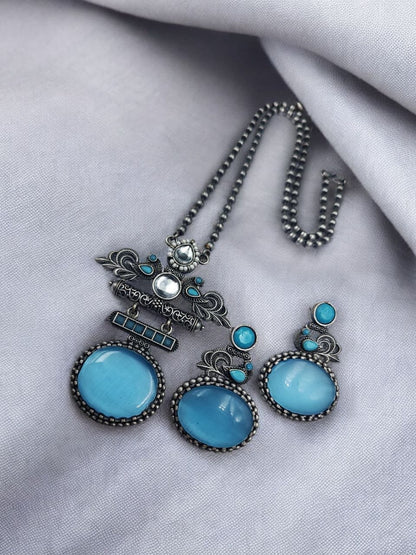 Silver Replica Peacock Design Monalisa Stone Necklace Set
