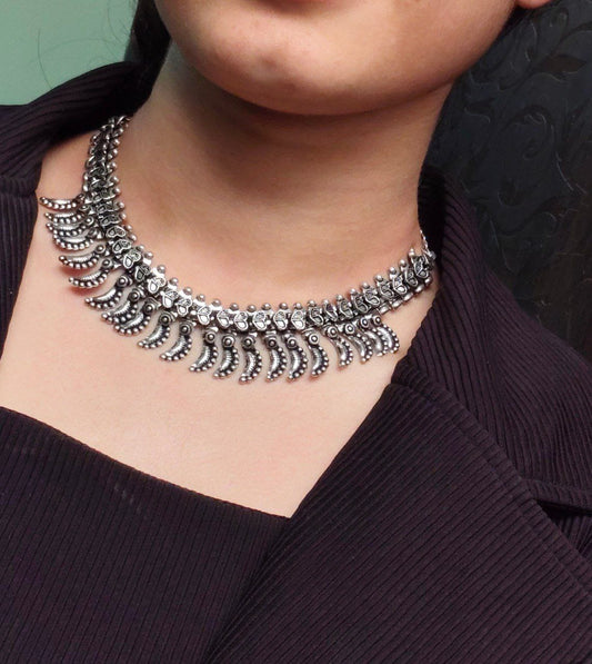 Stylish Bohemian Design Choker Necklace – Lightweight & Comfortable Jewellery