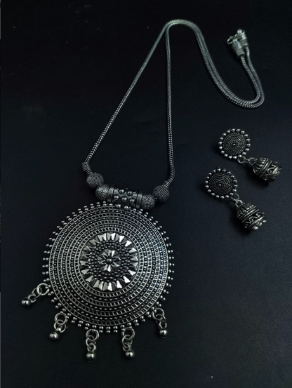 Stylish German Silver Round Shape Necklace Set
