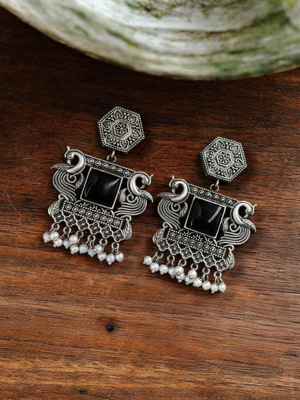 Monalisa Silver Replica Peacock Dangler Earring With Pearl Beads