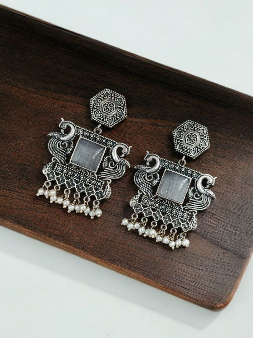 Monalisa Silver Replica Peacock Dangler Earring With Pearl Beads