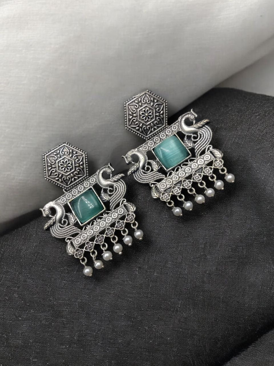 Monalisa Silver Replica Peacock Dangler Earring With Pearl Beads