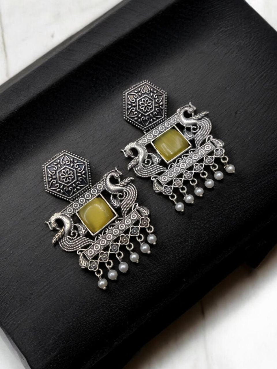 Monalisa Silver Replica Peacock Dangler Earring With Pearl Beads